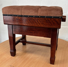 Load image into Gallery viewer, Height Adjustable Prestige Level 1 Concert Piano Stool