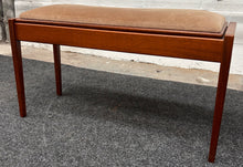 Load image into Gallery viewer, English made solid construction Piano Stool
