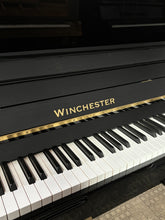 Load image into Gallery viewer, Winchester UP110 in Black High Gloss