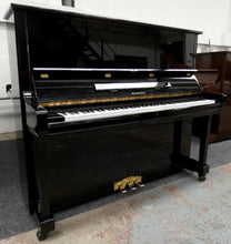 Load image into Gallery viewer, Samick SU-131B Upright Piano in Black High Gloss