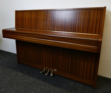 Load image into Gallery viewer, Yamaha M5E Studio Upright Piano in Mahogany Finish