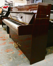 Load image into Gallery viewer, Yamaha M5J Studio Upright Piano in High Gloss Mahogany Finish