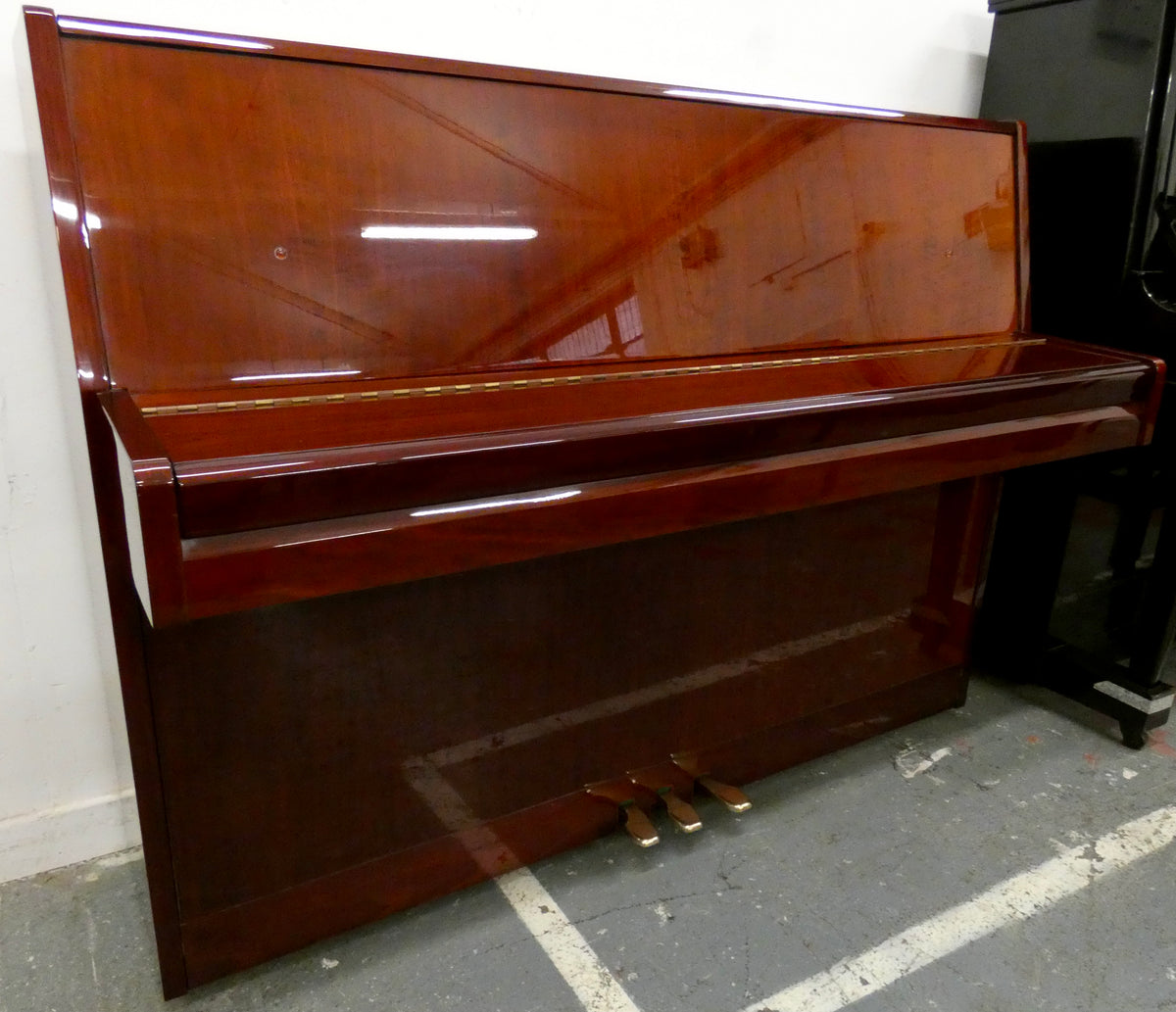 木目調アップライトピアノ　SAMICK JS-647FD サミック SU-42F（中古再調整品/新品同様） - ピアノ販売