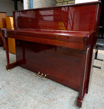 Load image into Gallery viewer, Yamaha P114 in Polished Mahogany Gloss