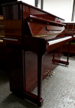 Load image into Gallery viewer, Yamaha P114 in Polished Mahogany Gloss