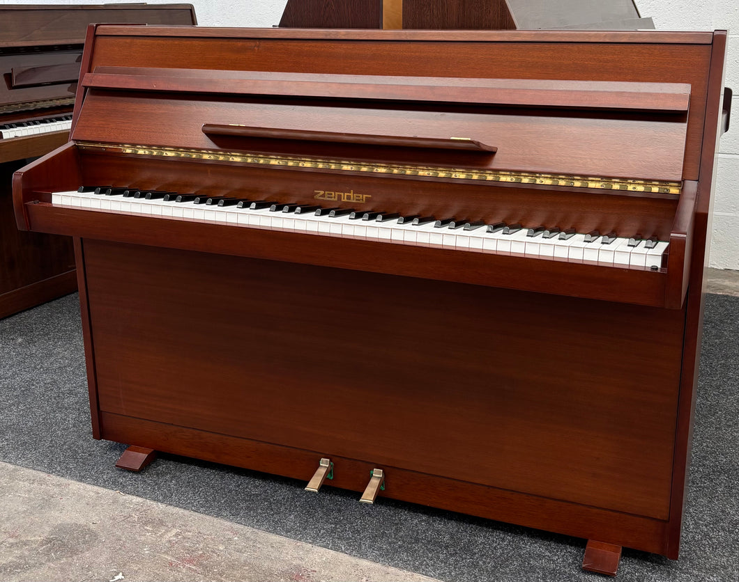 Zender Upright Piano in Mahogany