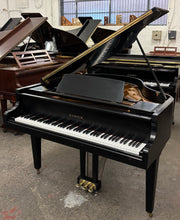 Load image into Gallery viewer, Samick SG-104A Baby Grand in Black High Gloss