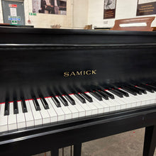 Load image into Gallery viewer, Samick SG-104A Baby Grand in Black High Gloss