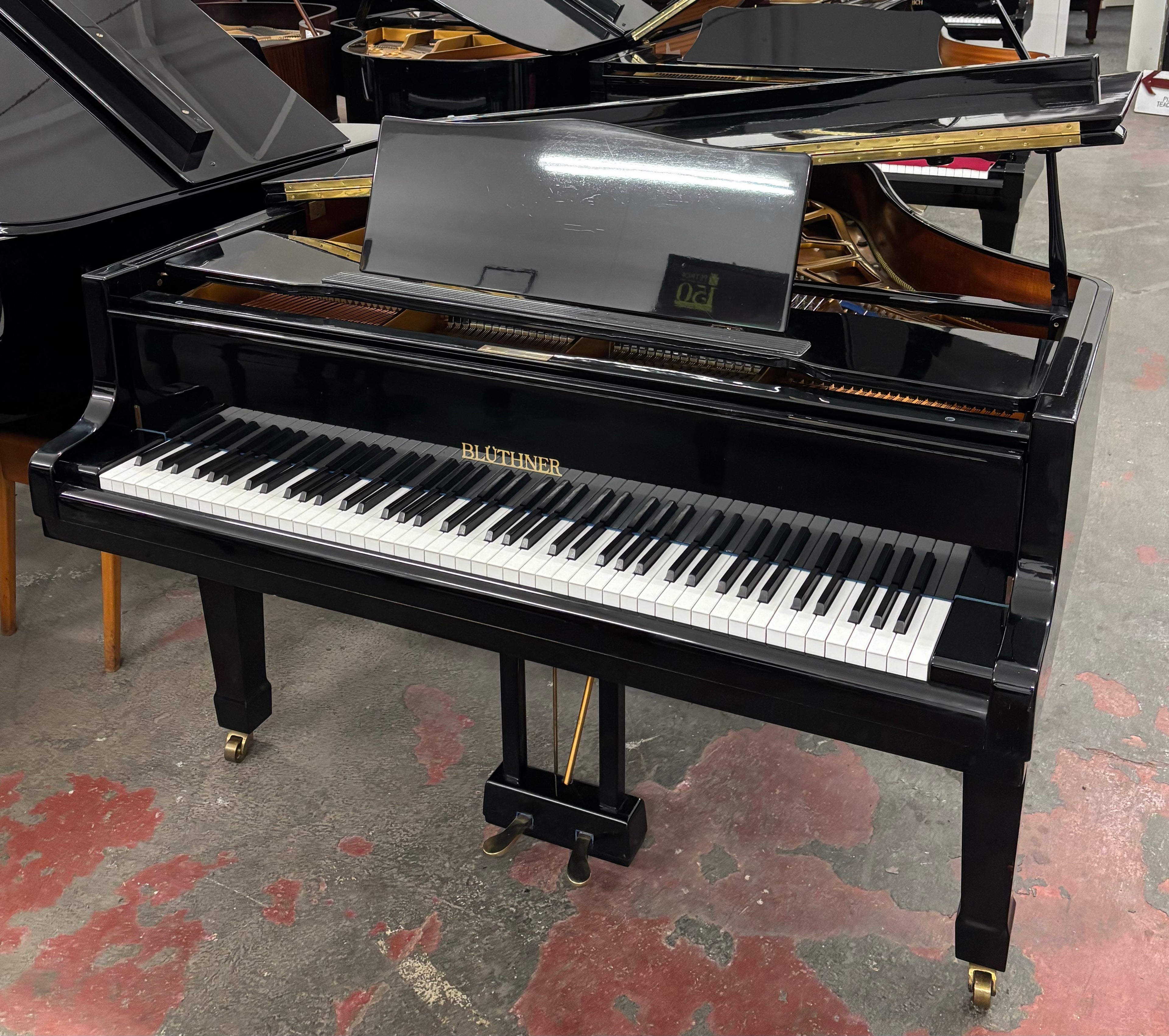 Blüthner Model 10 Baby Grand in Black High Gloss