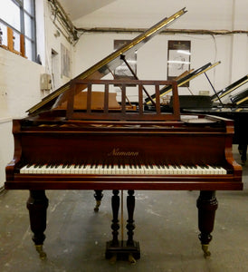 Niemann Baby Grand Piano in rosewood finish