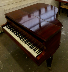 Niemann Baby Grand Piano in rosewood finish