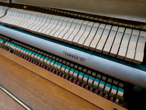 Yamaha M5E Studio Upright Piano in Walnut Finish