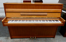 Load image into Gallery viewer, Yamaha M5E Studio Upright Piano in Walnut Finish