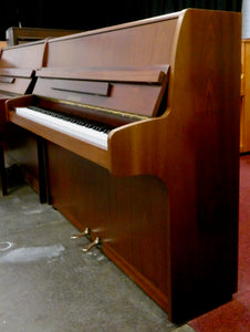 Niendorf Upright Piano in Mahogany Cabinet