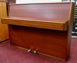 Welmar Model 41 Upright Piano in Mahogany Cabinet