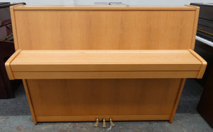 Yamaha P114M in Ash Finish