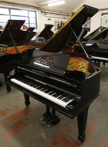Zeitter & Winkelman Grand Piano in Black High Gloss Finish