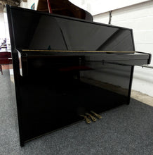 Load image into Gallery viewer, Yamaha E110N Upright Piano in Black High Gloss Cabinetry
