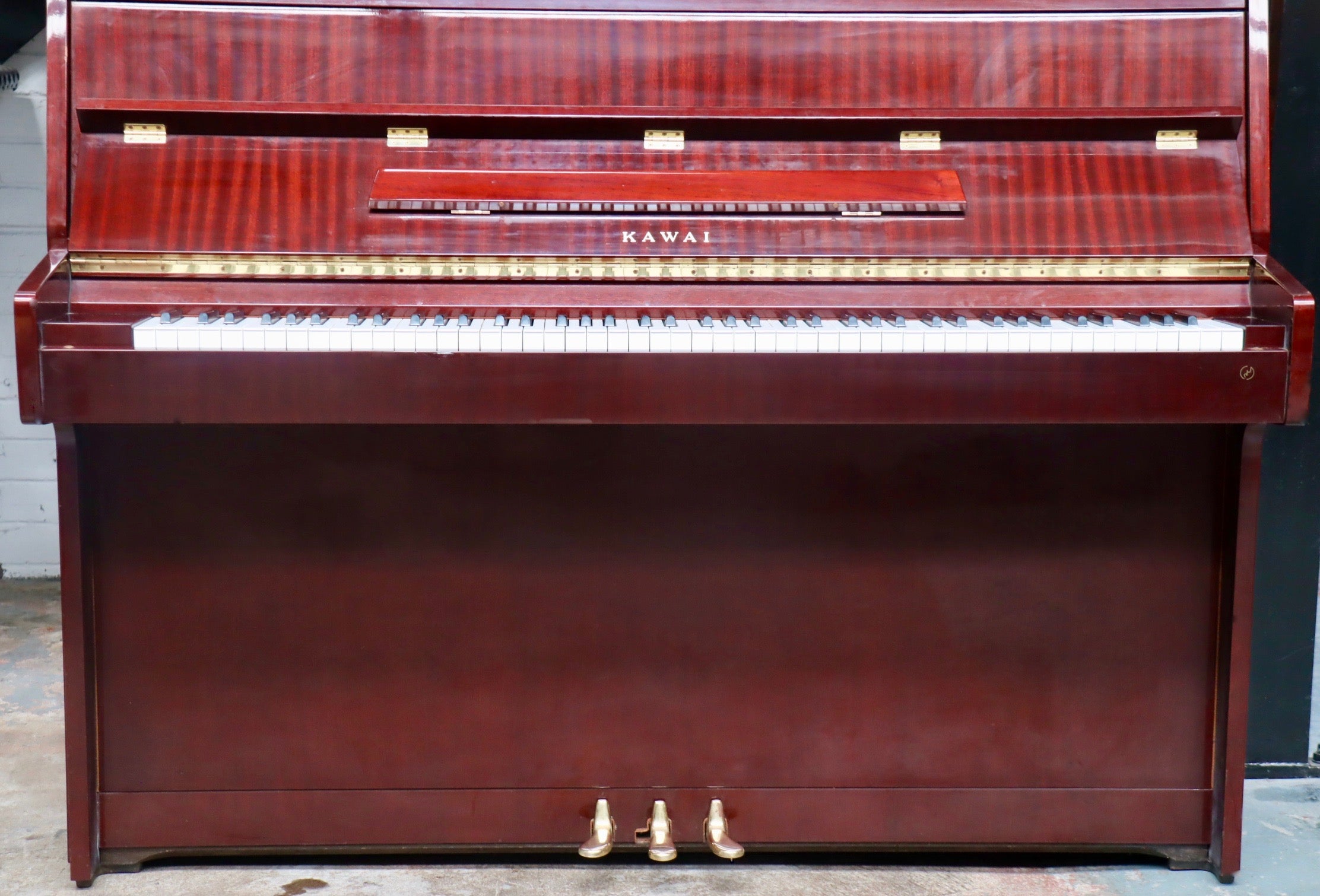 Kawai CE-7N Upright Piano in Mahogany Cabinet