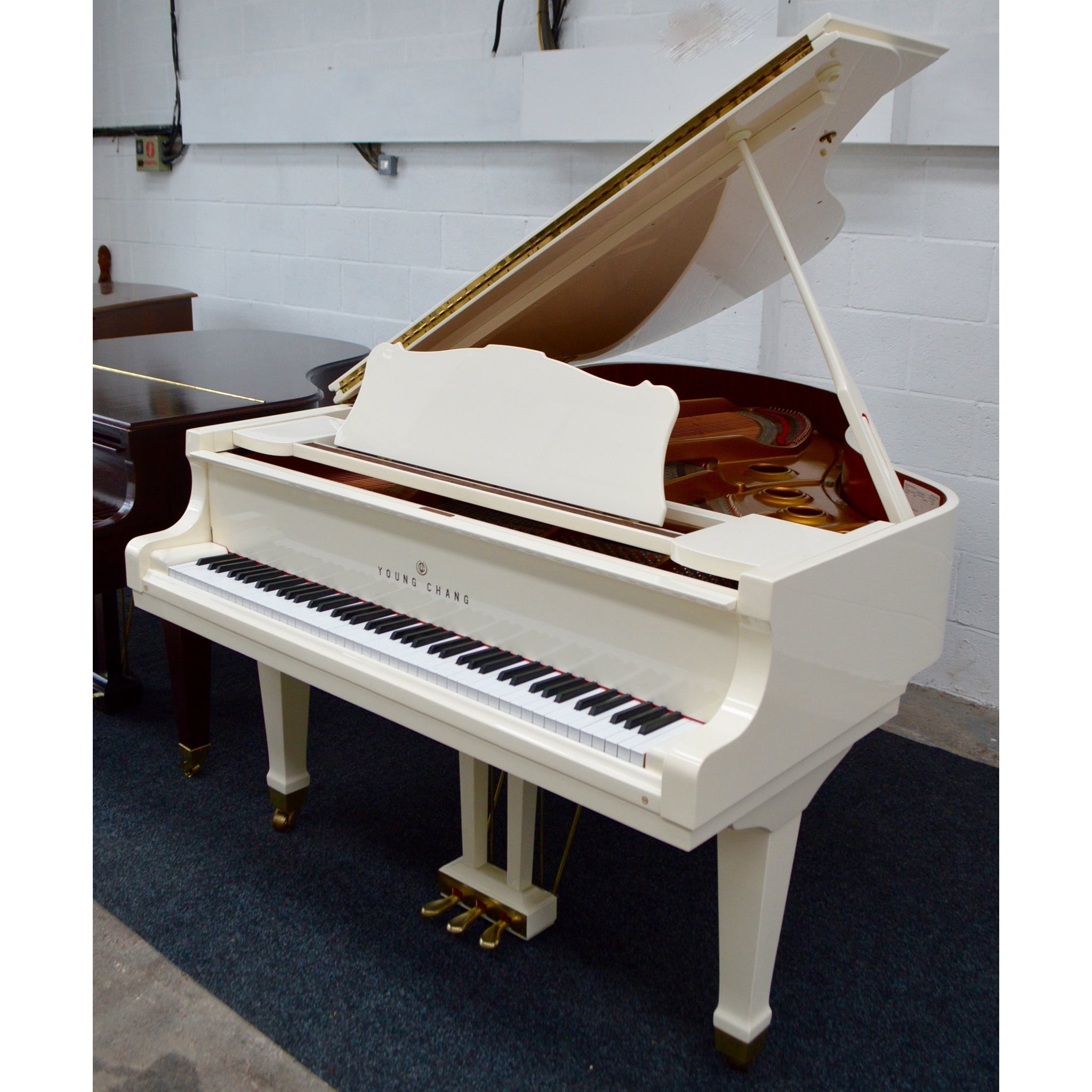 SOLD Young Chang G185 Grand Piano in white high gloss