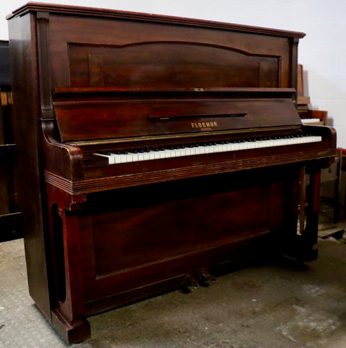 Floemur Upright Piano in Mahogany Cabinet
