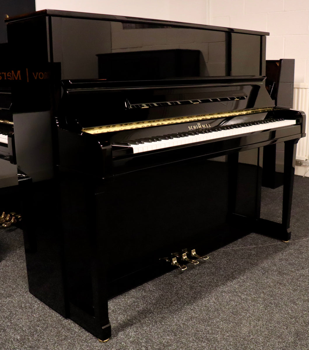 Schimmel C126 Tradition Upright Piano in Black High Gloss