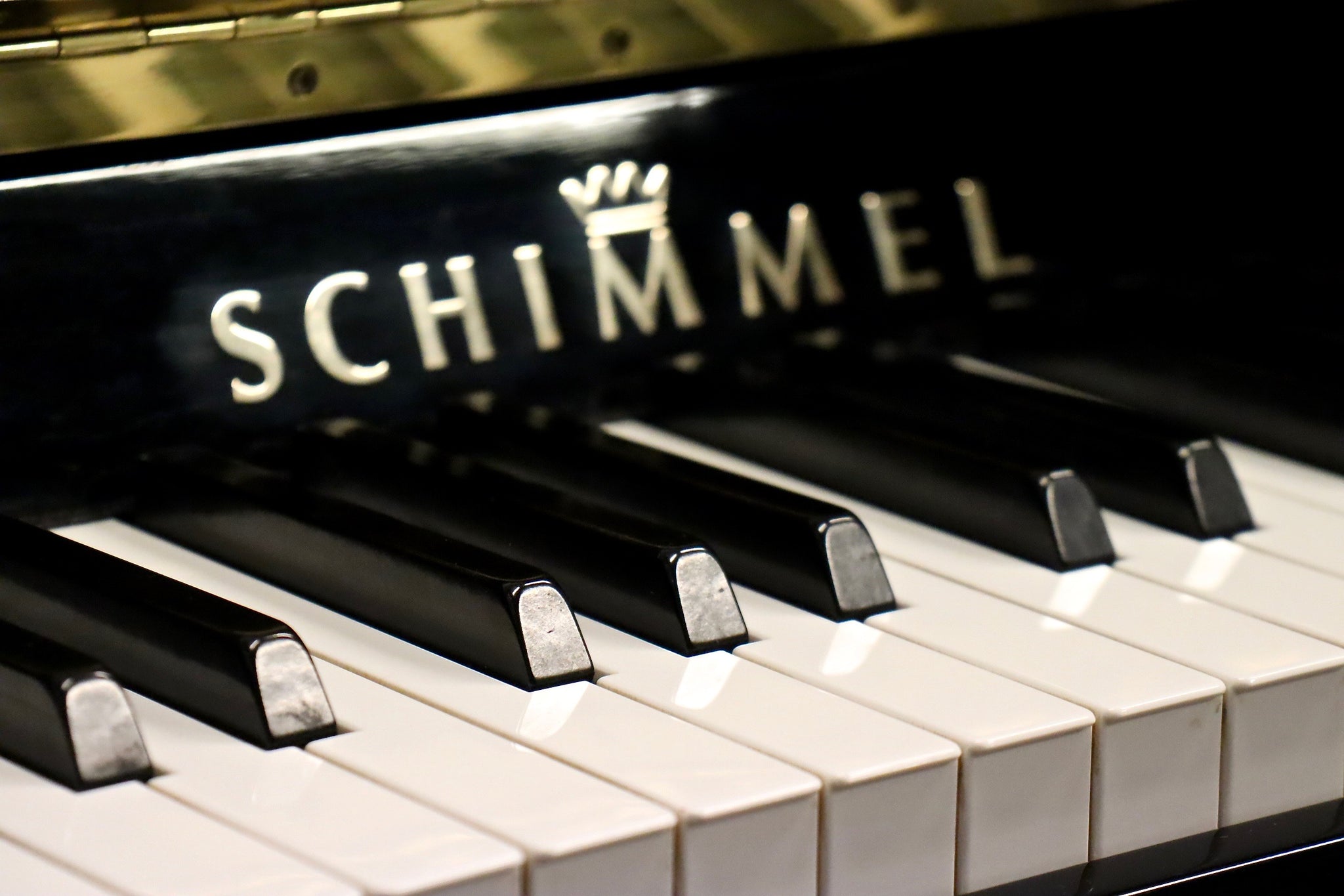 Acheter SCHIMMEL K122 ELEGANCE PIANO DROIT VERNI NOIR