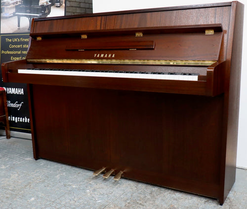  Yamaha E110N Upright Piano in Mahogany Cabinet