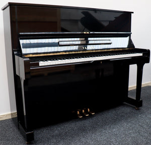 Yamaha U1 Upright Piano in Black High Gloss Finish