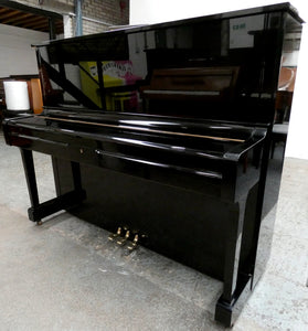Yamaha U1 Upright Piano in High Gloss Black Cabinetry