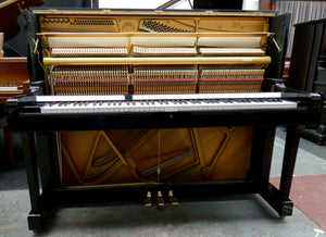 Yamaha U1 Upright Piano in High Gloss Black Cabinet