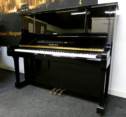 Yamaha UX-3 Upright Piano in High Gloss Black Cabinetry